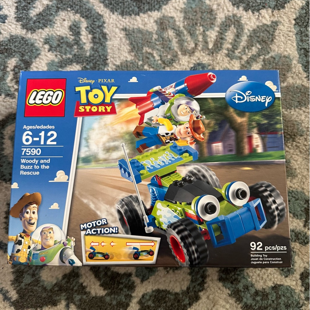 Retired Lego 7590 Disney Pixar Toy Story 
“Woody and Buzz to the Rescue”